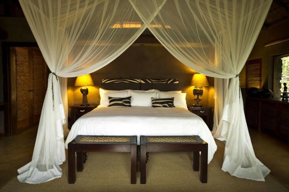 שמורת הצייד ולחפונדן Makweti Safari Lodge מראה חיצוני תמונה
